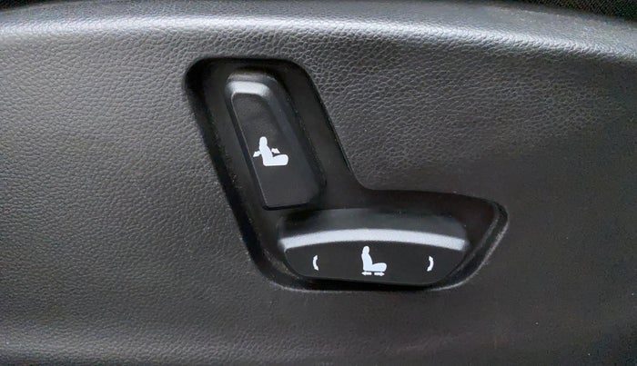 2019 MG HECTOR SHARP DCT PETROL, Petrol, Automatic, 17,185 km, Electrically Adjustable Driver's Seat