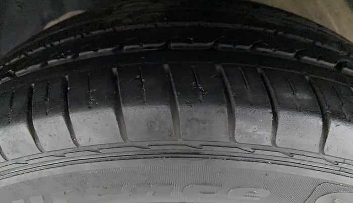 2019 MG HECTOR SHARP DCT PETROL, Petrol, Automatic, 17,185 km, Left Front Tyre Tread