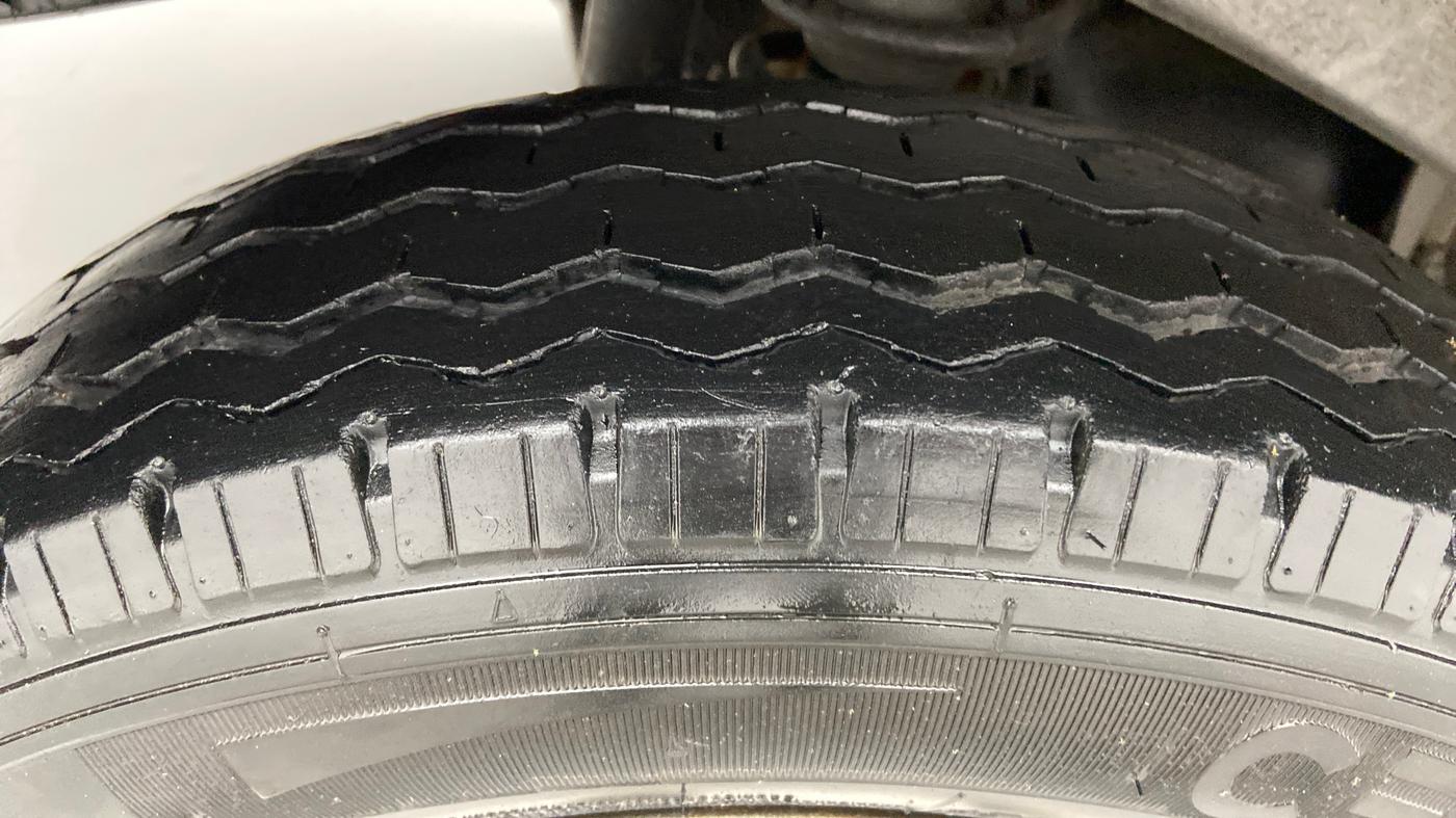 2019 Maruti Eeco 5 STR WITH AC PLUSHTR, Petrol, Manual, 15,689 km, Right Rear Tyre Tread