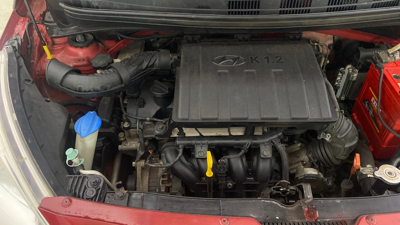 2018 Hyundai Grand i10 SPORTZ AT 1.2 KAPPA VTVT, Petrol, Automatic, 38,265 km, Engine View - Right
