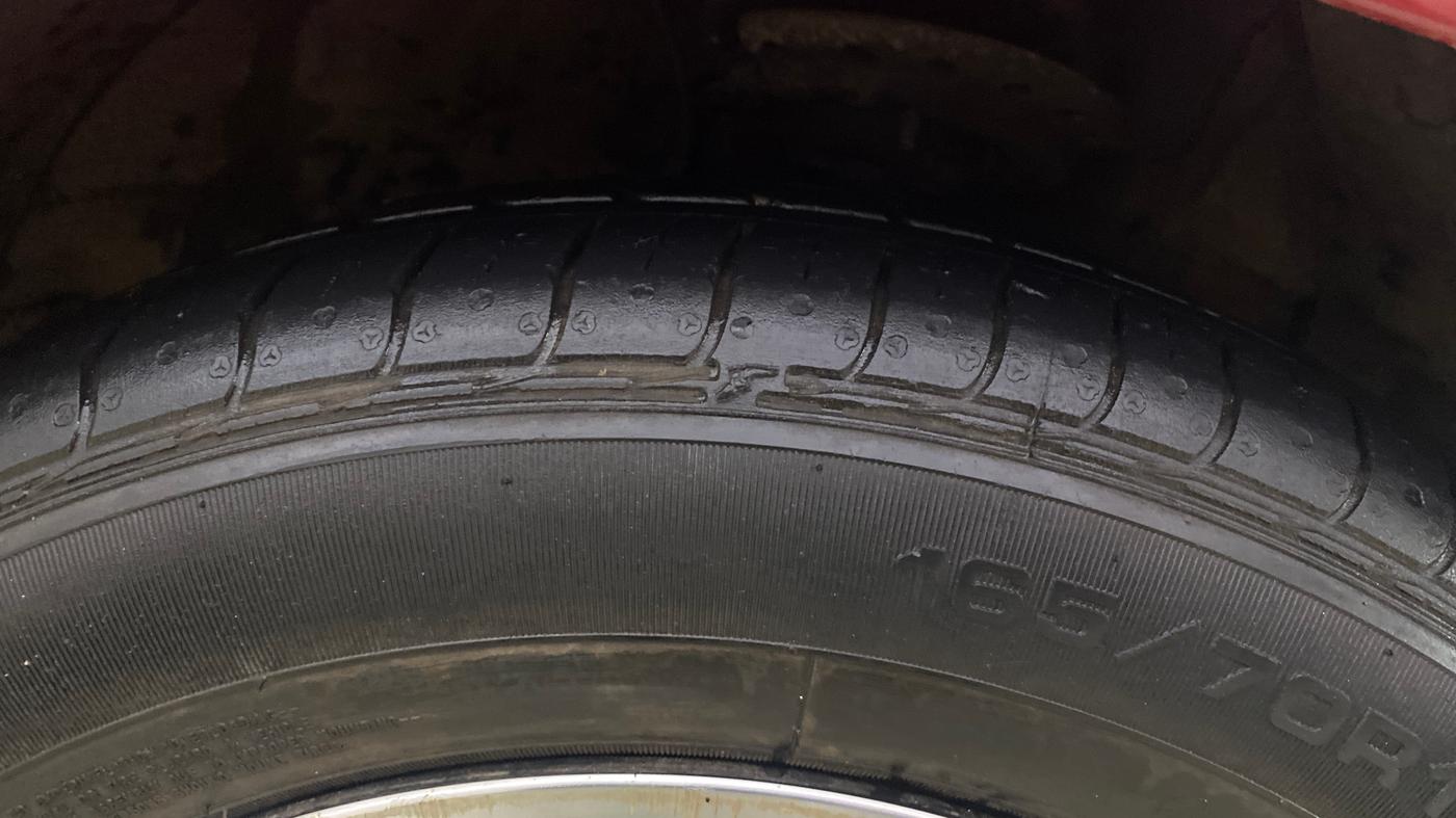 2018 Hyundai Grand i10 SPORTZ AT 1.2 KAPPA VTVT, Petrol, Automatic, 38,265 km, Right Front Tyre Tread