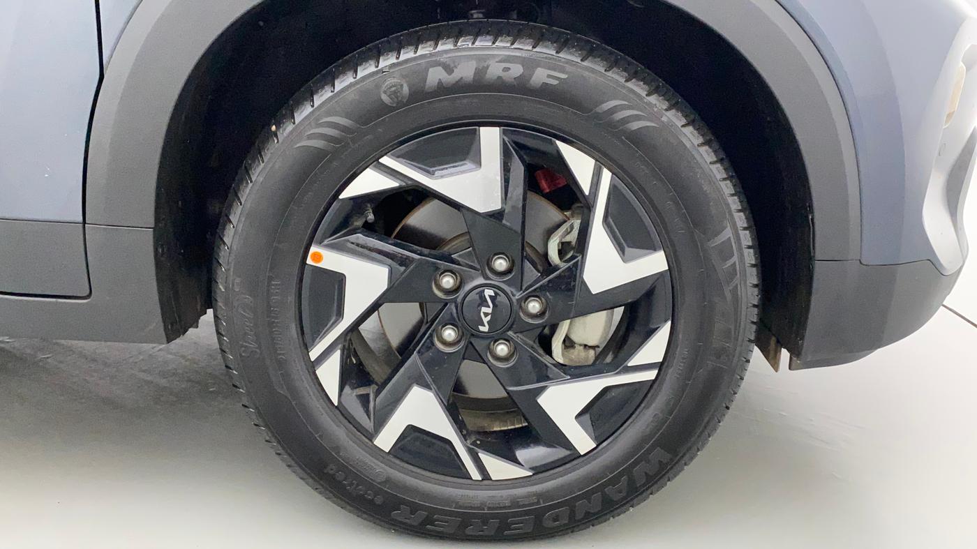 2023 KIA SONET X LINE 1.0 DCT, Petrol, Automatic, 8,126 km, Right Front Wheel