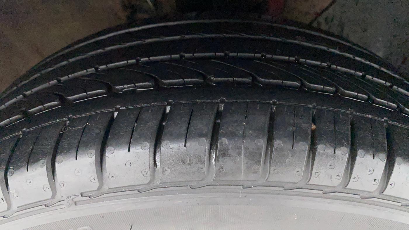 2017 Hyundai i20 Active 1.2 S, Petrol, Manual, 29,537 km, Right Front Tyre Tread