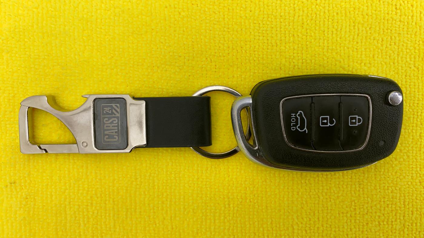 2017 Hyundai i20 Active 1.2 S, Petrol, Manual, 29,537 km, Key Close up