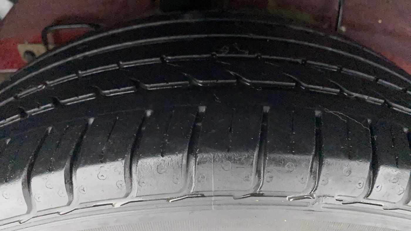 2017 Hyundai i20 Active 1.2 S, Petrol, Manual, 29,537 km, Right Rear Tyre Tread