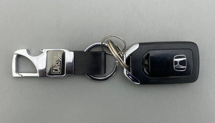 2021 Honda City V MT PETROL, Petrol, Manual, 11,035 km, Key Close Up
