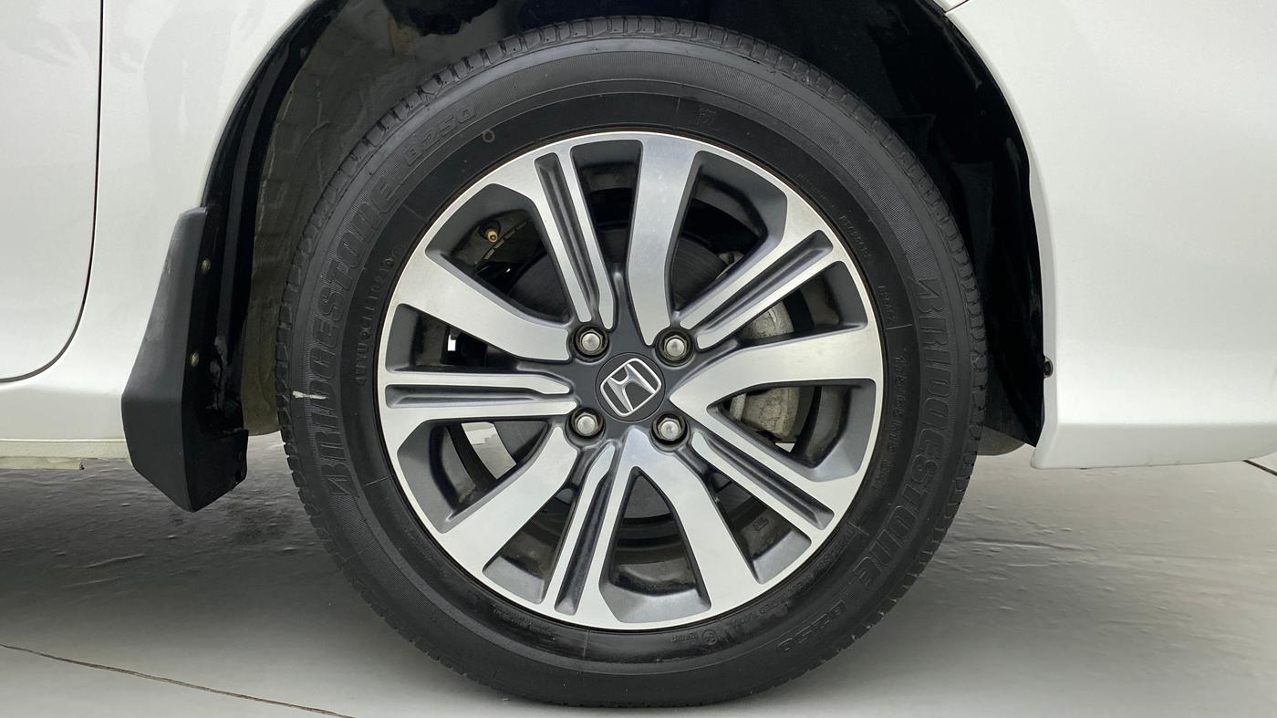 2021 Honda City V MT PETROL, Petrol, Manual, 11,035 km, Right Front Wheel