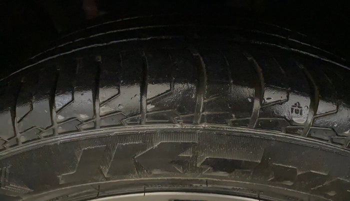 2022 KIA SELTOS HTX PETROL 1.5, Petrol, Manual, 38,780 km, Left Front Tyre Tread