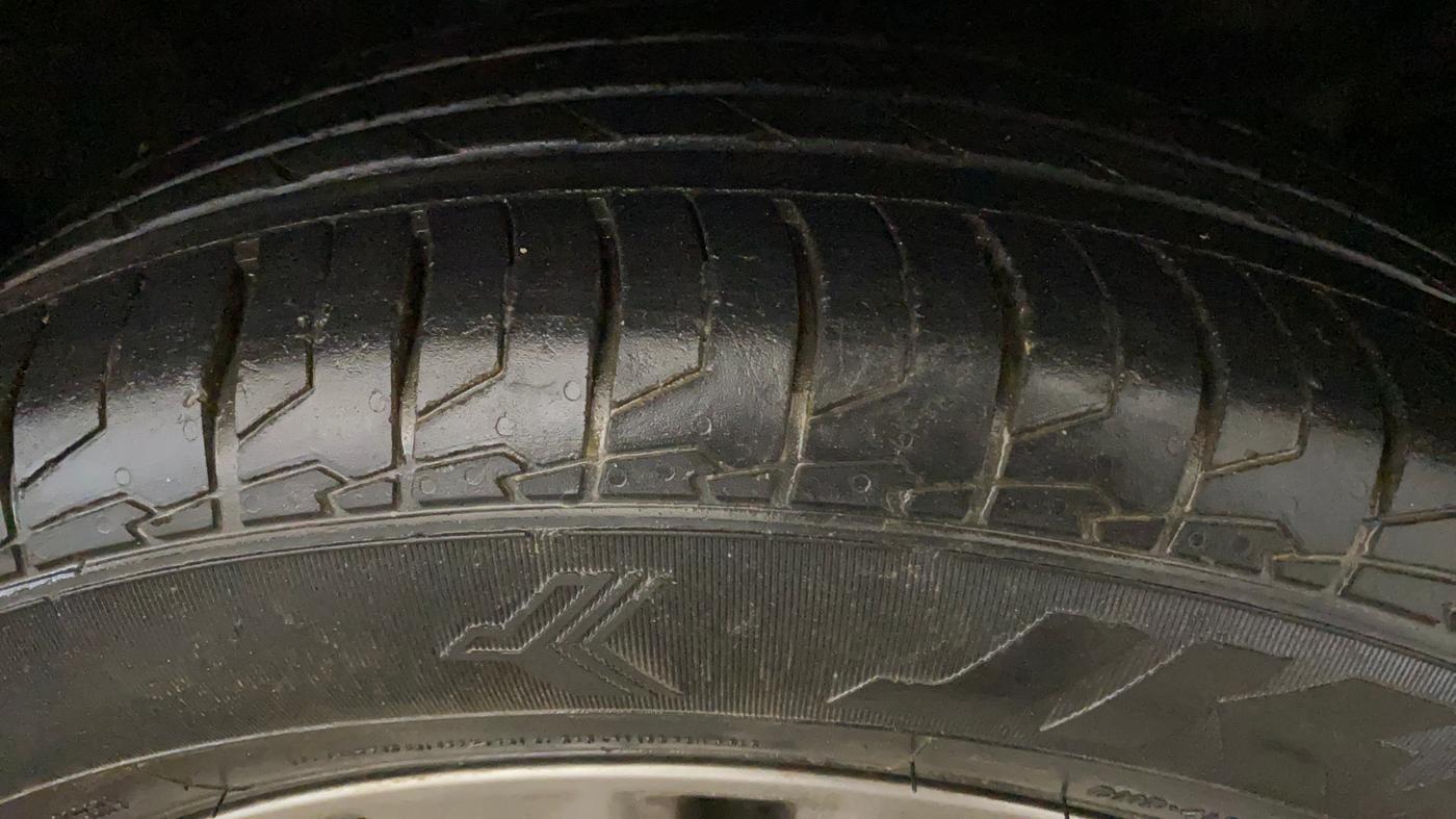 2022 KIA SELTOS HTX PETROL 1.5, Petrol, Manual, 38,780 km, Right Front Tyre Tread