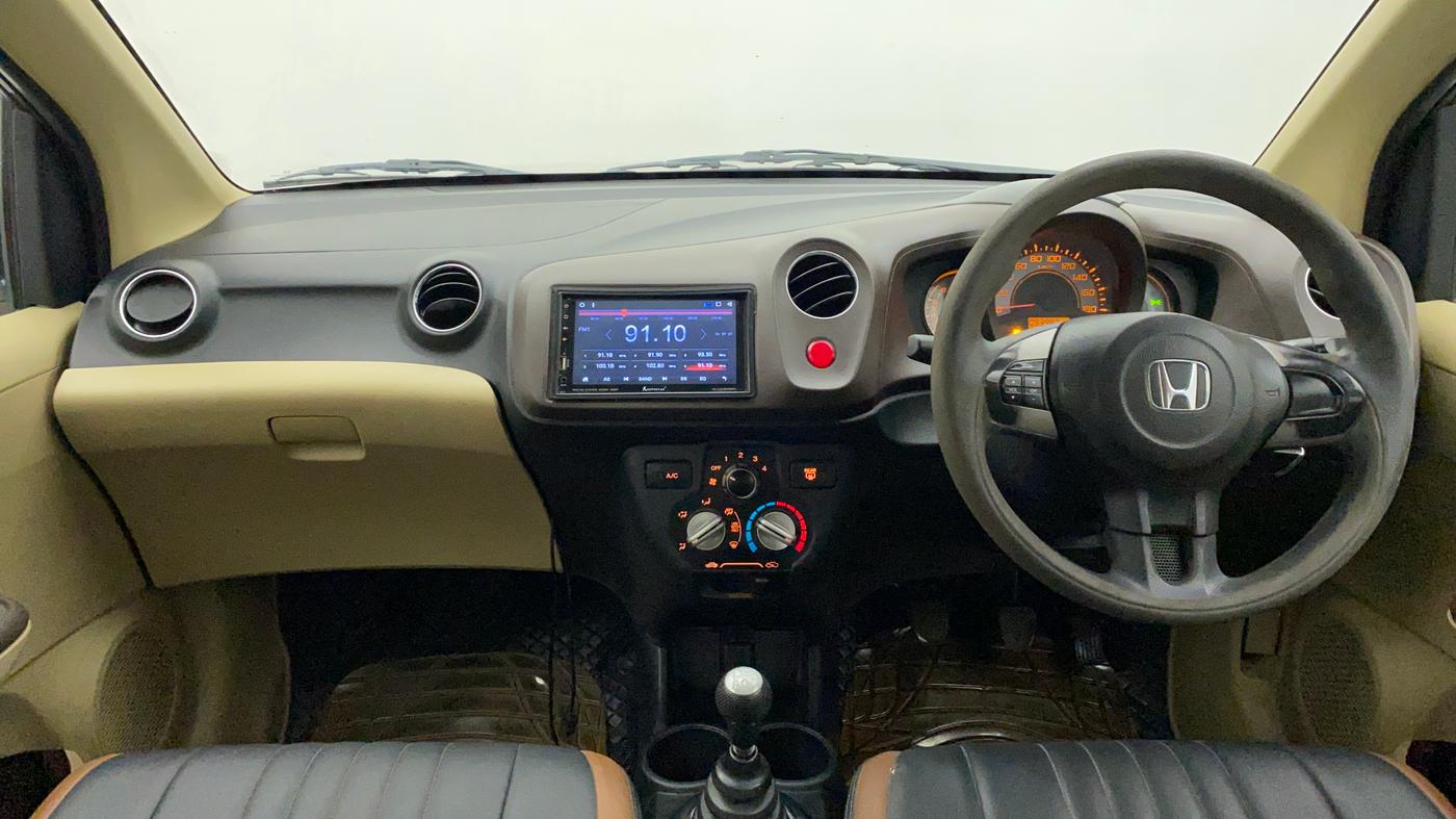 2014 Honda Brio S MT, Petrol, Manual, 94,242 km, Dashboard