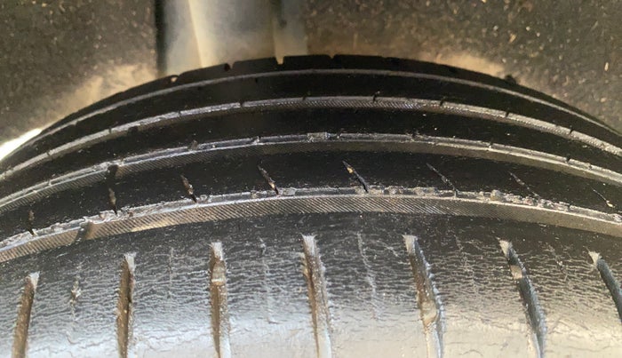 2019 Maruti Baleno ZETA PETROL 1.2, Petrol, Manual, 93,017 km, Right Rear Tyre Tread