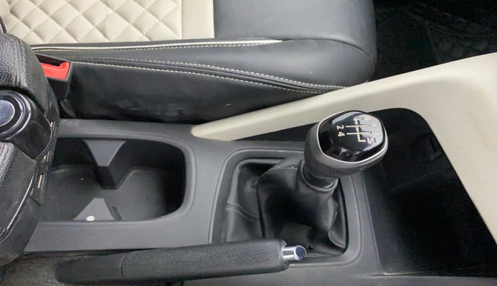 2024 Nissan MAGNITE XE, Petrol, Manual, 15,764 km, Gear Lever