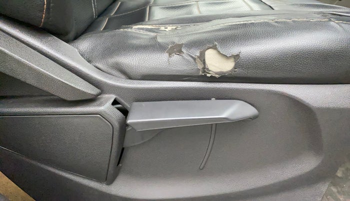 2016 Ford Ecosport TITANIUM 1.5L PETROL AT, Petrol, Automatic, 65,314 km, Driver Side Adjustment Panel