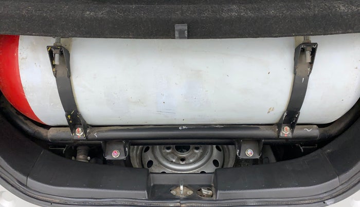 2013 Maruti Wagon R 1.0 LXI CNG, CNG, Manual, 93,984 km, Boot Inside