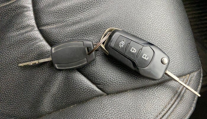 2015 Ford New Figo TREND 1.2 PETROL, Petrol, Manual, 47,102 km, Key Close Up
