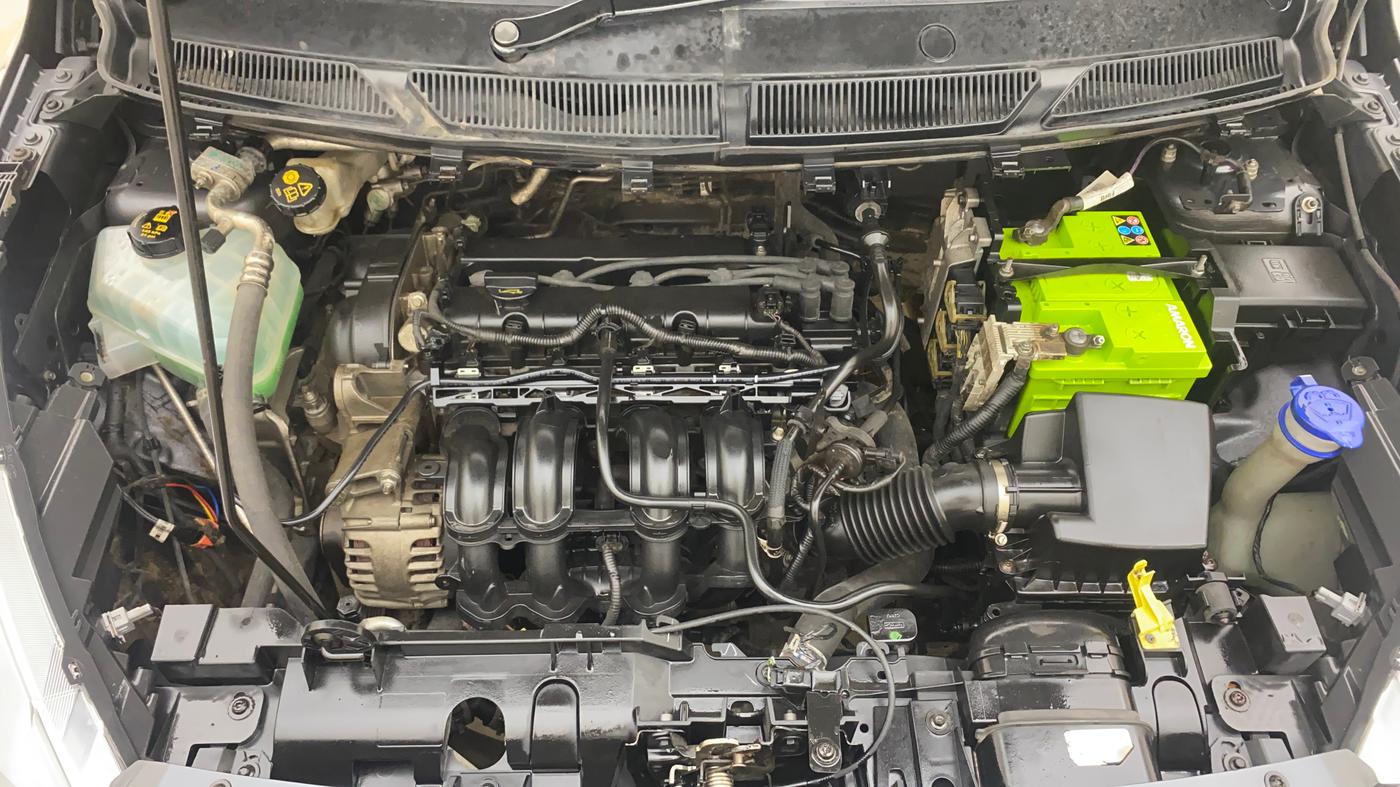 2015 Ford New Figo TREND 1.2 PETROL, Petrol, Manual, 47,154 km, Engine View