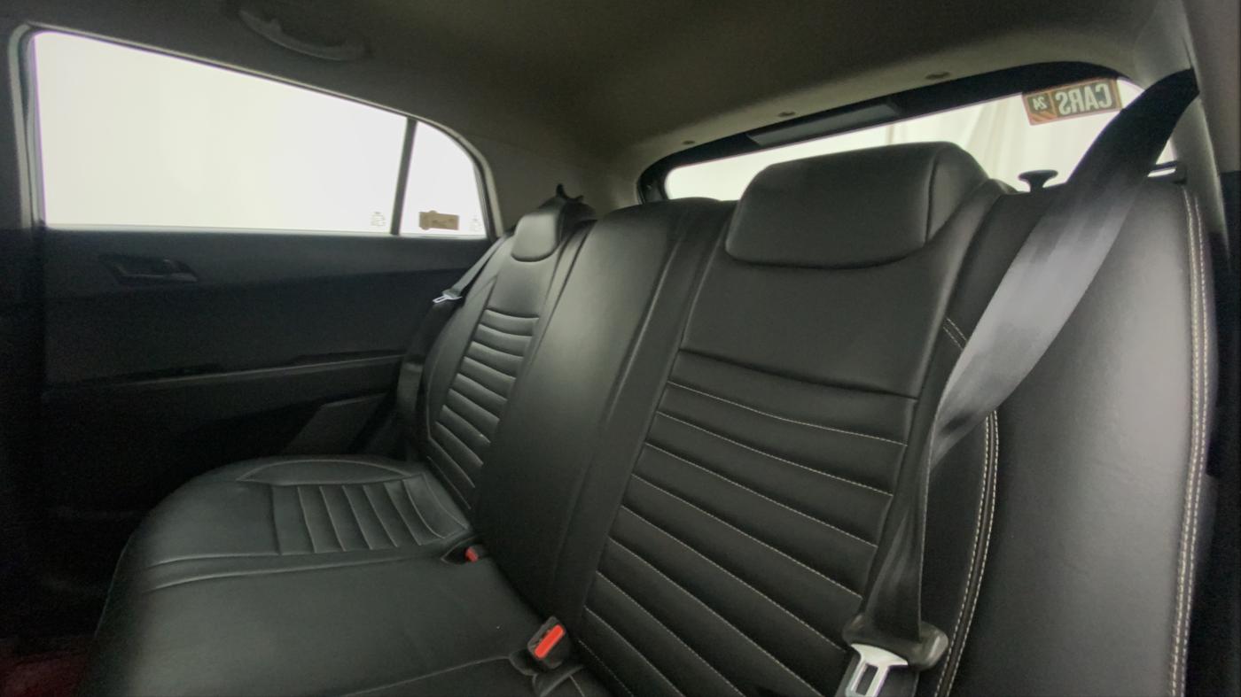 2017 Hyundai Creta E PLUS 1.6 PETROL, Petrol, Manual, 96,287 km, Right Side Rear Door Cabin
