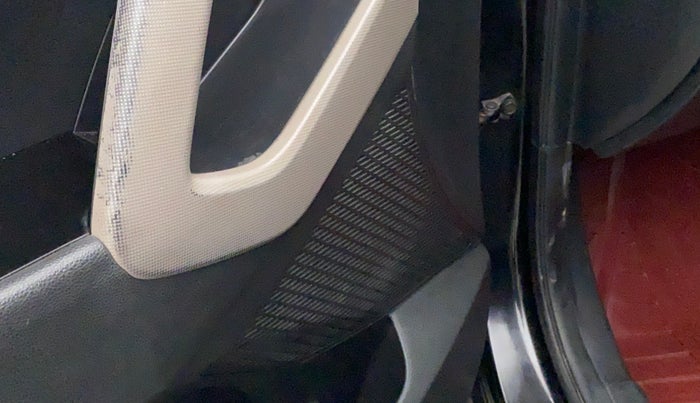 2017 Hyundai Creta E PLUS 1.6 PETROL, Petrol, Manual, 96,287 km, Infotainment system - Front speakers missing / not working