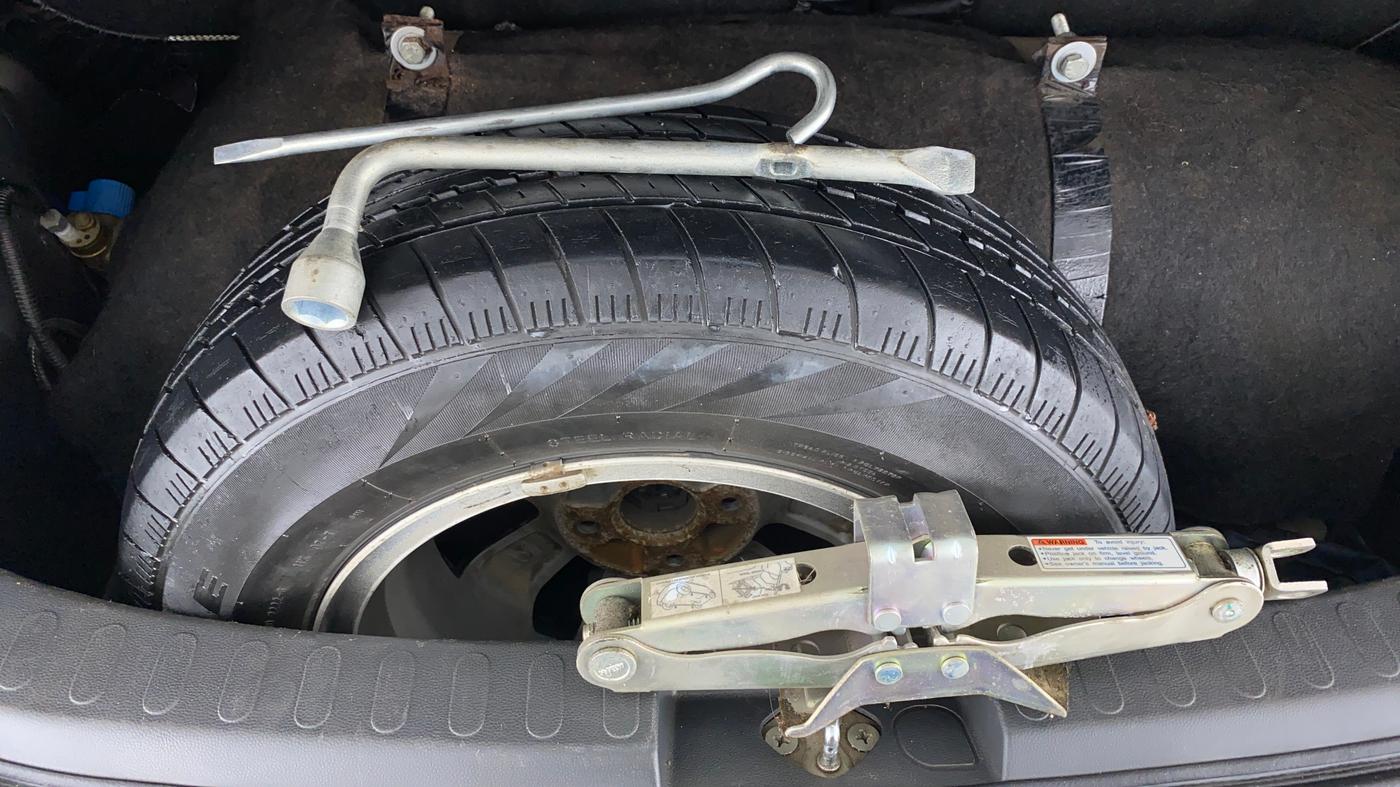 2015 Maruti Ritz ZXI, CNG, Manual, 65,693 km, Spare Tyre