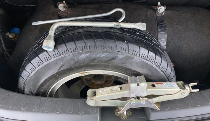2015 Maruti Ritz ZXI, CNG, Manual, 65,693 km, Spare Tyre
