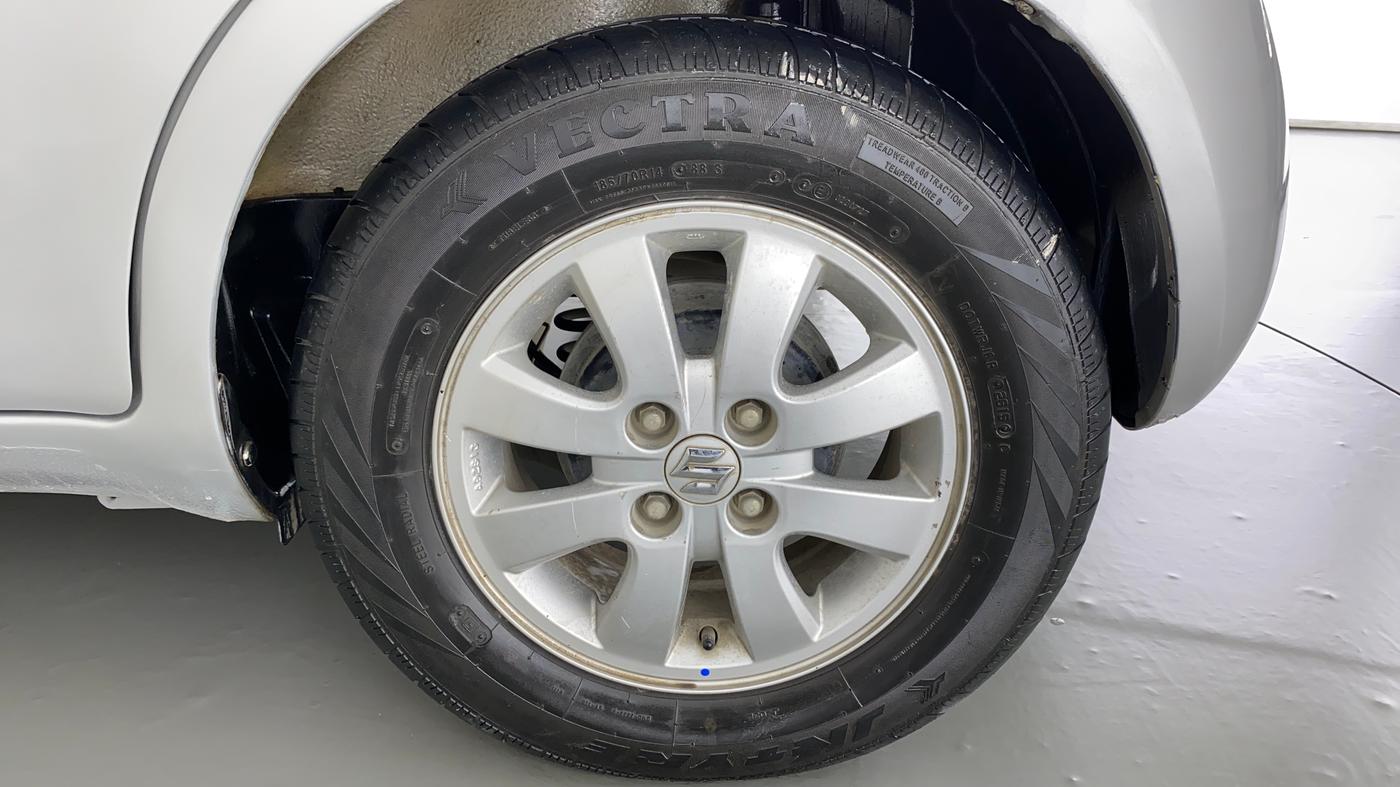 2015 Maruti Ritz ZXI, CNG, Manual, 65,693 km, Left Rear Wheel