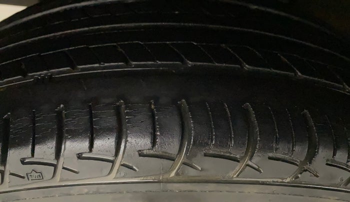 2018 Maruti Baleno DELTA PETROL 1.2, Petrol, Manual, 34,658 km, Right Rear Tyre Tread