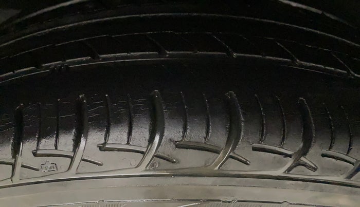 2018 Maruti Baleno DELTA PETROL 1.2, Petrol, Manual, 34,658 km, Left Rear Tyre Tread