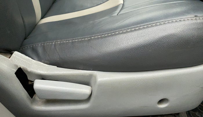 2013 Maruti Alto K10 VXI, Petrol, Manual, 26,107 km, Driver Side Adjustment Panel
