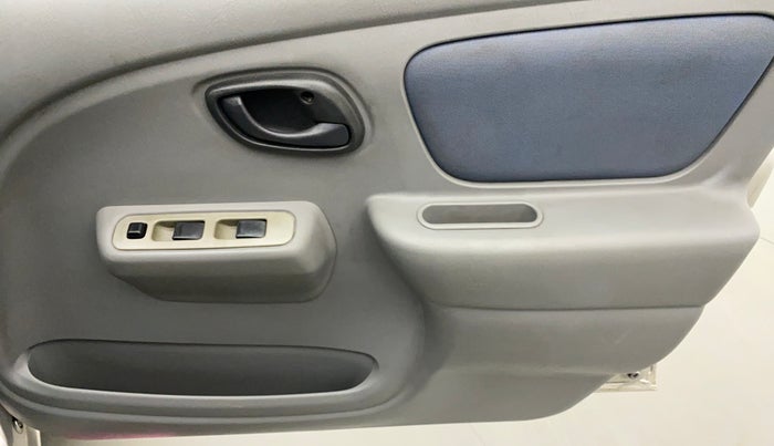 2013 Maruti Alto K10 VXI, Petrol, Manual, 26,107 km, Driver Side Door Panels Control