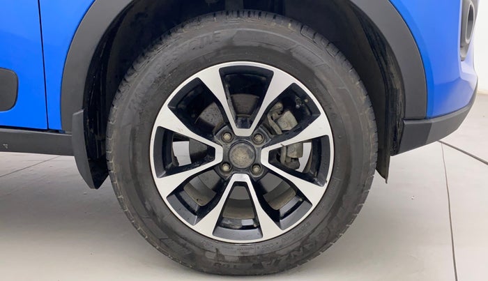 2021 Tata NEXON XZ PLUS PETROL SUNROOF, Petrol, Manual, 21,929 km, Right Front Wheel