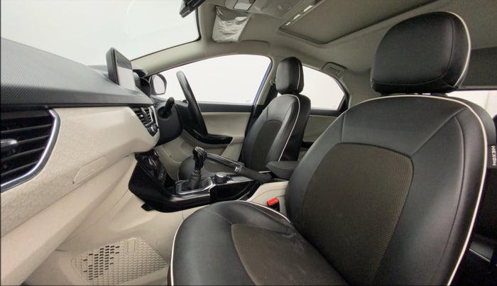 2021 Tata NEXON XZ PLUS PETROL SUNROOF, Petrol, Manual, 21,929 km, Right Side Front Door Cabin