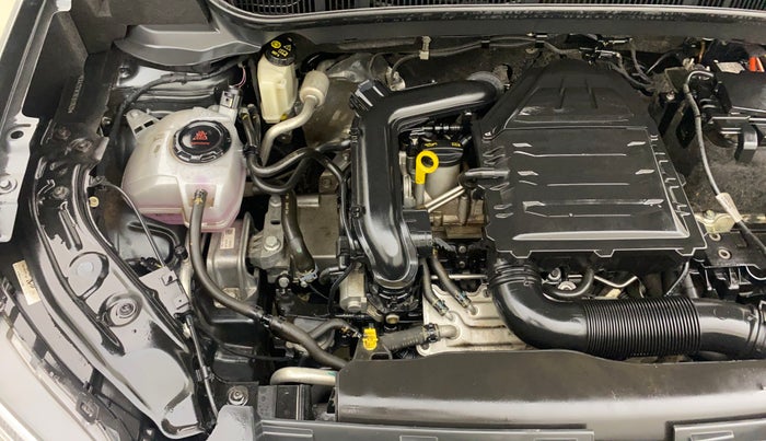 2022 Volkswagen TAIGUN HIGHLINE 1.0 TSI MT, Petrol, Manual, 29,274 km, Engine View - Right