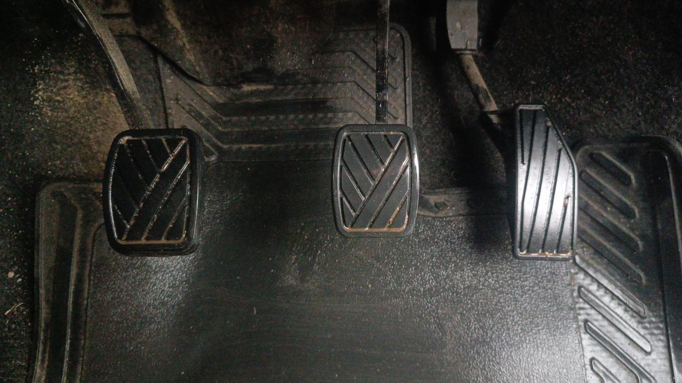 2020 Maruti XL6 ZETA MT, Petrol, Manual, 54,948 km, Pedals