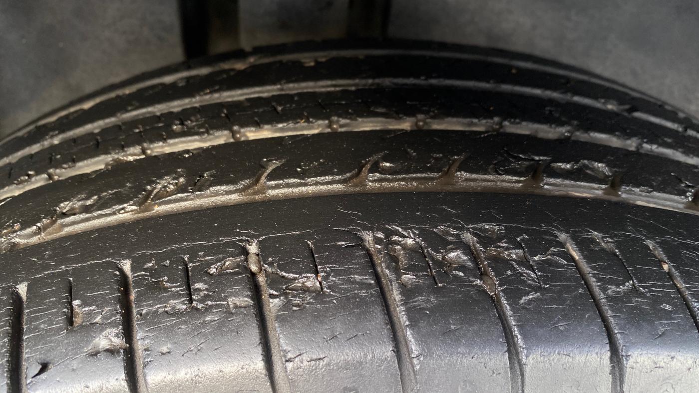 2020 MG HECTOR SHARP 1.5 DCT PETROL, Petrol, Automatic, 37,130 km, Right Rear Tyre Tread