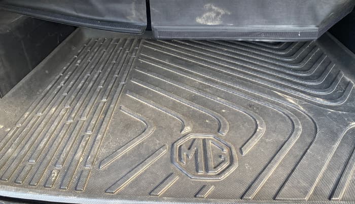 2020 MG HECTOR SHARP 1.5 DCT PETROL, Petrol, Automatic, 37,130 km, Boot Inside