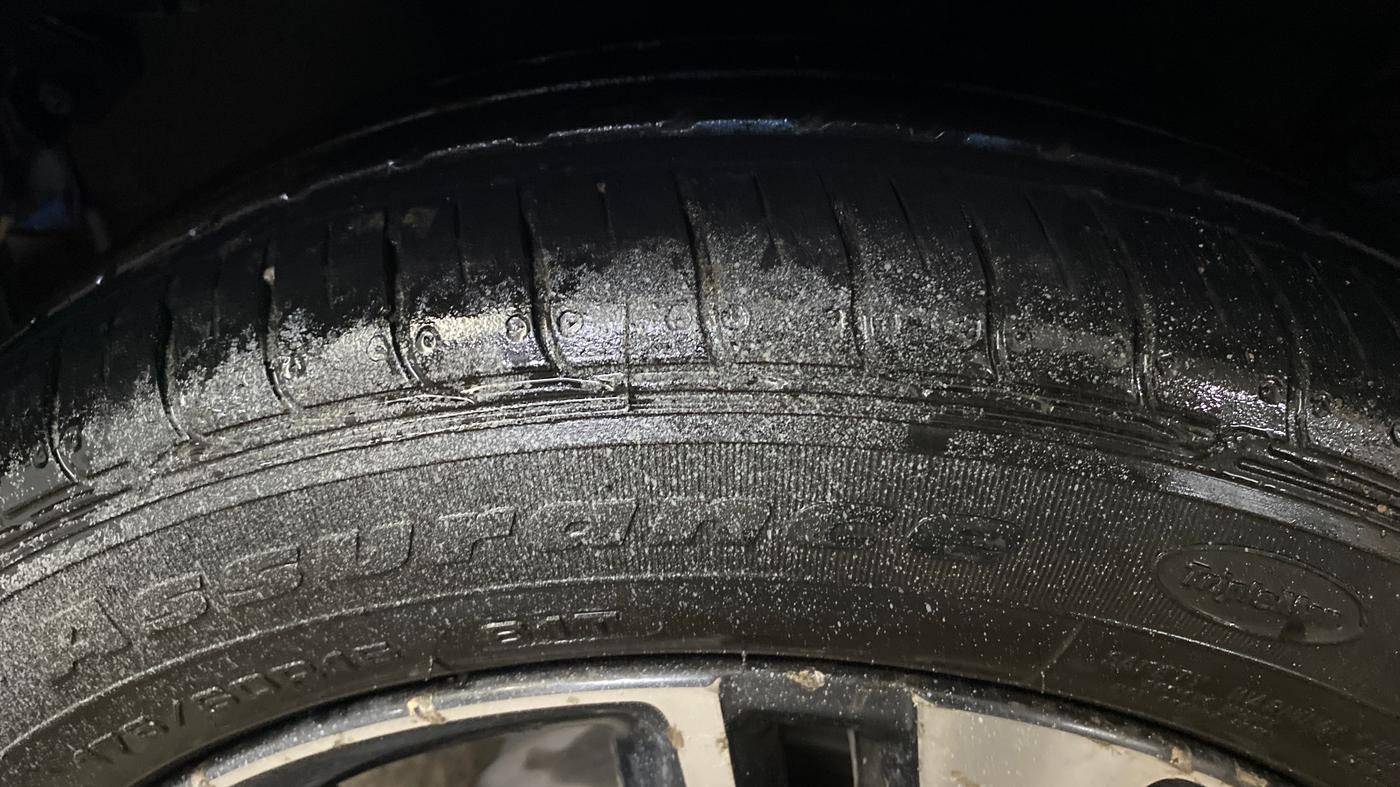 2020 Tata Tiago XZ PLUS PETROL, Petrol, Manual, 40,221 km, Right Rear Tyre Tread