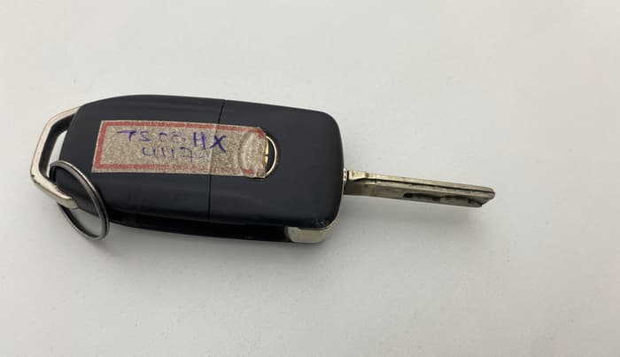 2021 Tata Tiago XT PETROL, Petrol, Manual, 1,35,556 km, Key Close Up