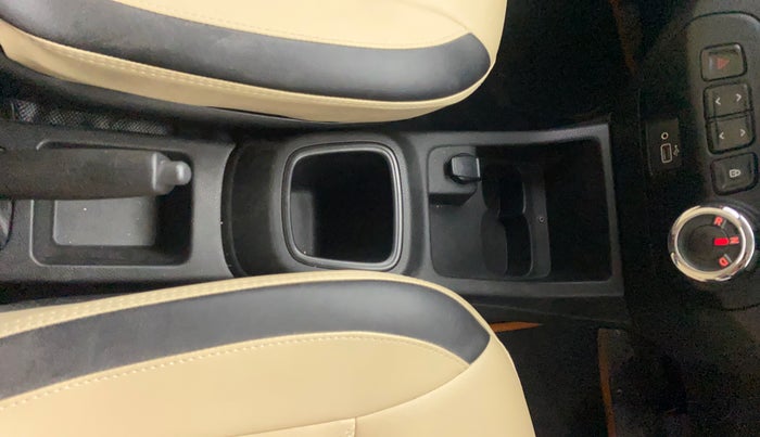 2019 Renault Kwid CLIMBER 1.0 AMT, Petrol, Automatic, 31,428 km, Gear Lever