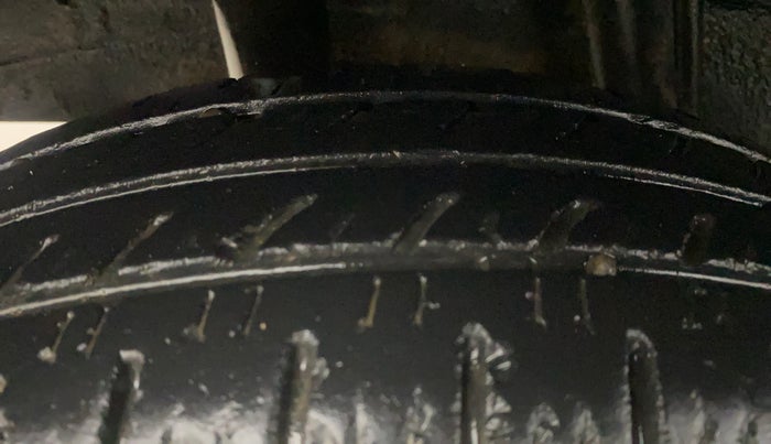 2019 Renault Kwid CLIMBER 1.0 AMT, Petrol, Automatic, 31,428 km, Right Rear Tyre Tread