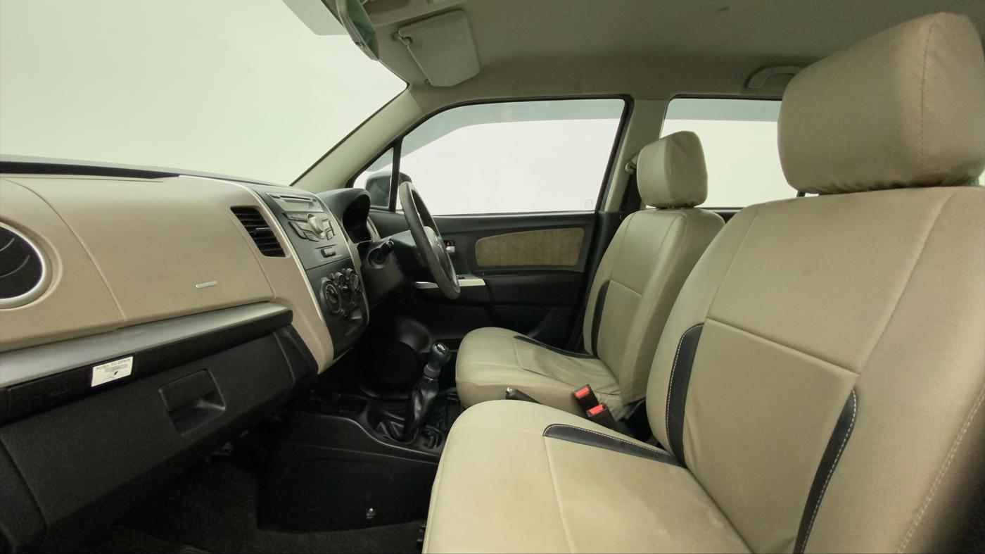 2013 Maruti Wagon R 1.0 VXI, Petrol, Manual, 1,05,115 km, Right Side Front Door Cabin