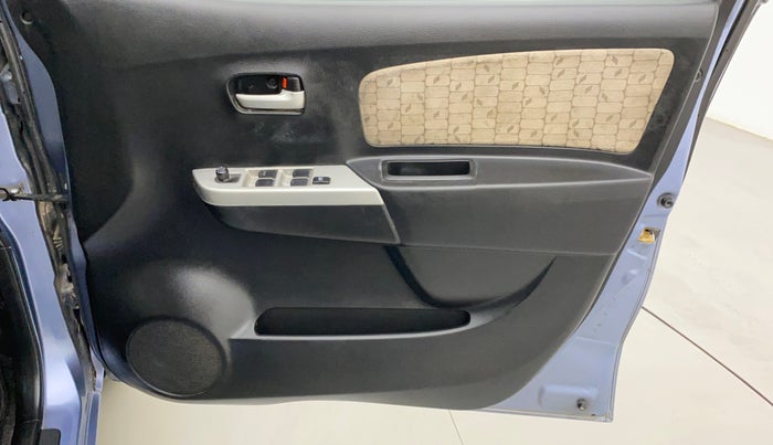 2013 Maruti Wagon R 1.0 VXI, Petrol, Manual, 1,05,115 km, Driver Side Door Panels Control