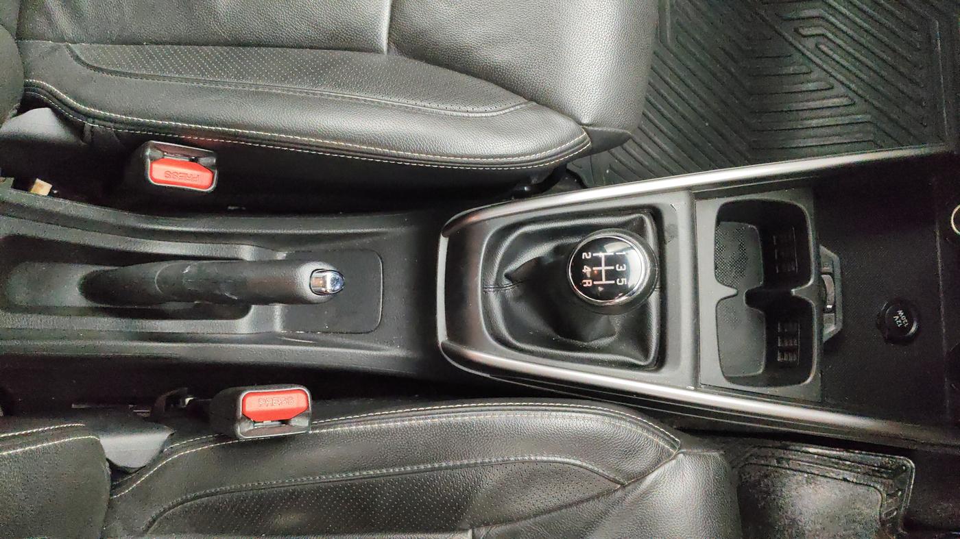 2020 Maruti XL6 ALPHA MT, Petrol, Manual, 25,870 km, Gear Lever