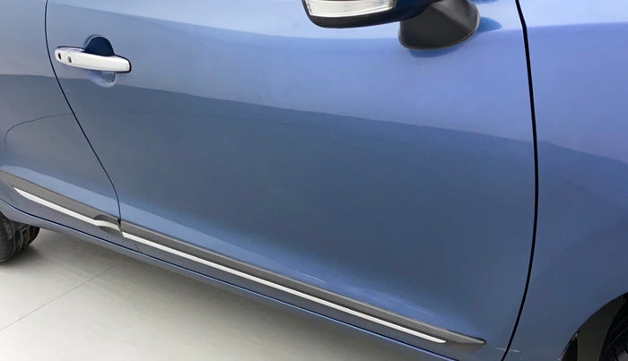 2017 Maruti Baleno ZETA PETROL 1.2, Petrol, Manual, 29,977 km, Driver-side door - Minor scratches