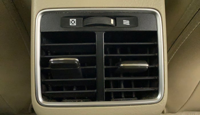 2016 Maruti Ciaz ZXI+, Petrol, Manual, 63,012 km, Rear AC Vents