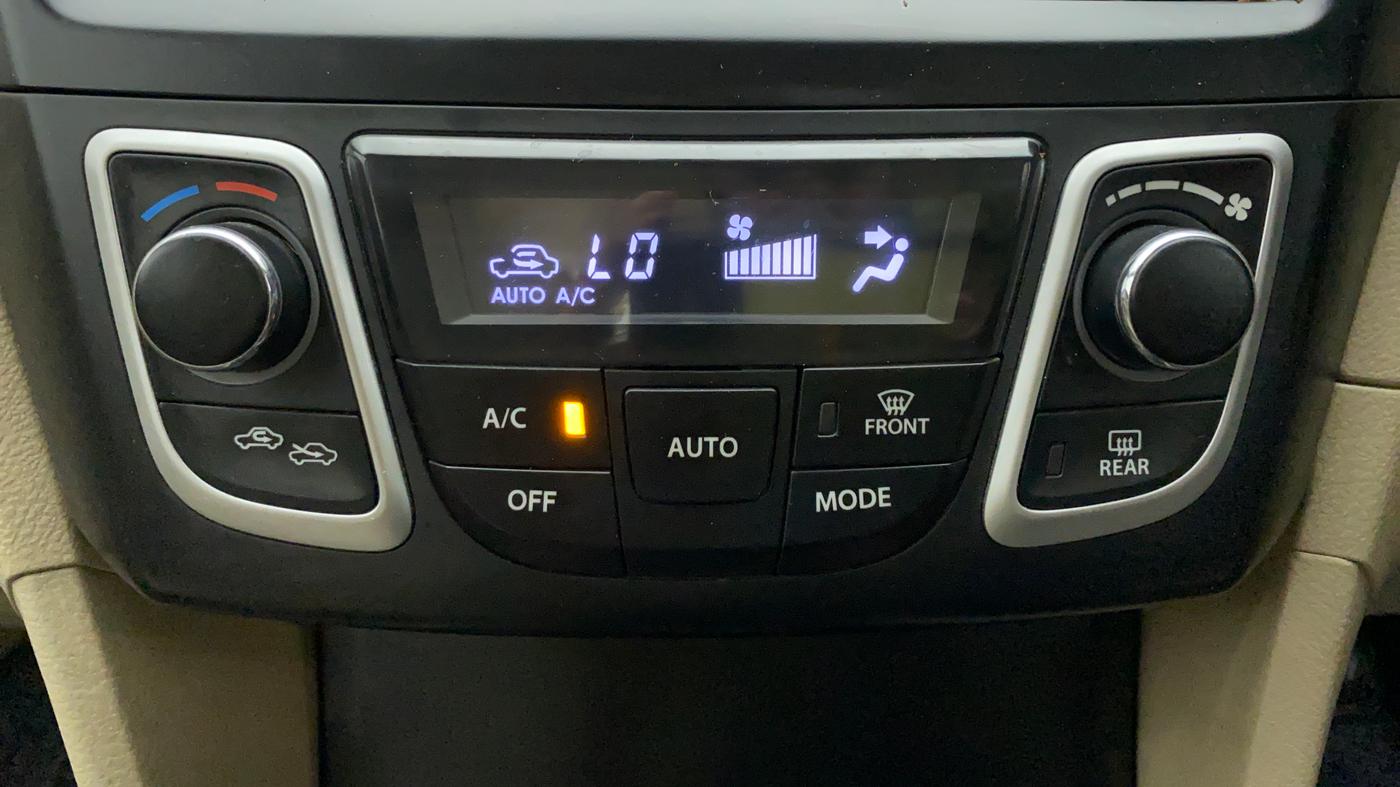 2016 Maruti Ciaz ZXI+, Petrol, Manual, 63,012 km, Automatic Climate Control