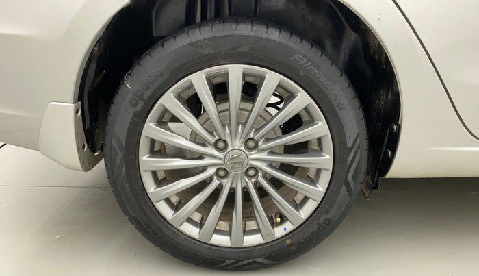 2016 Maruti Ciaz ZXI+, Petrol, Manual, 63,012 km, Right Rear Wheel