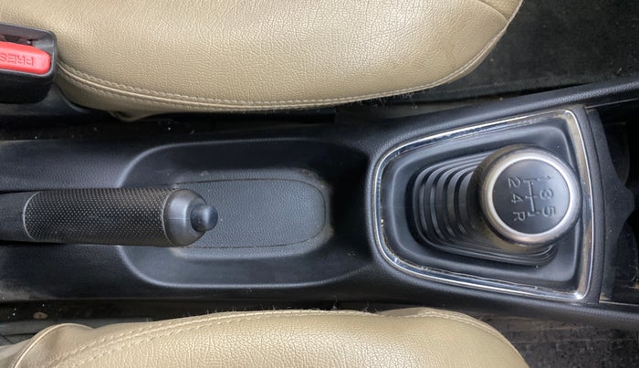 2019 Honda Amaze 1.2L I-VTEC S, Petrol, Manual, 1,04,662 km, Gear Lever