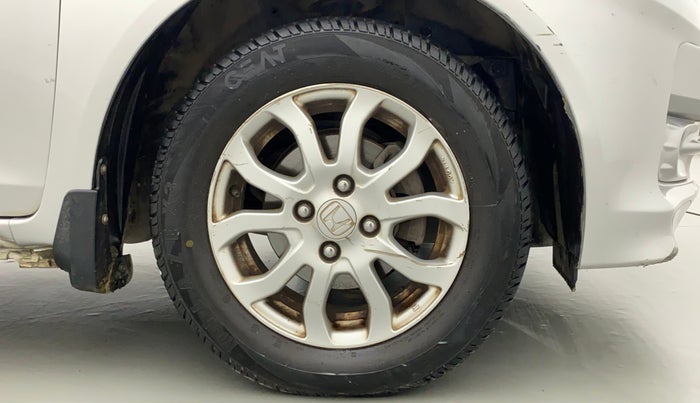 2013 Honda Amaze 1.2L I-VTEC VX, Petrol, Manual, 82,058 km, Right Front Wheel