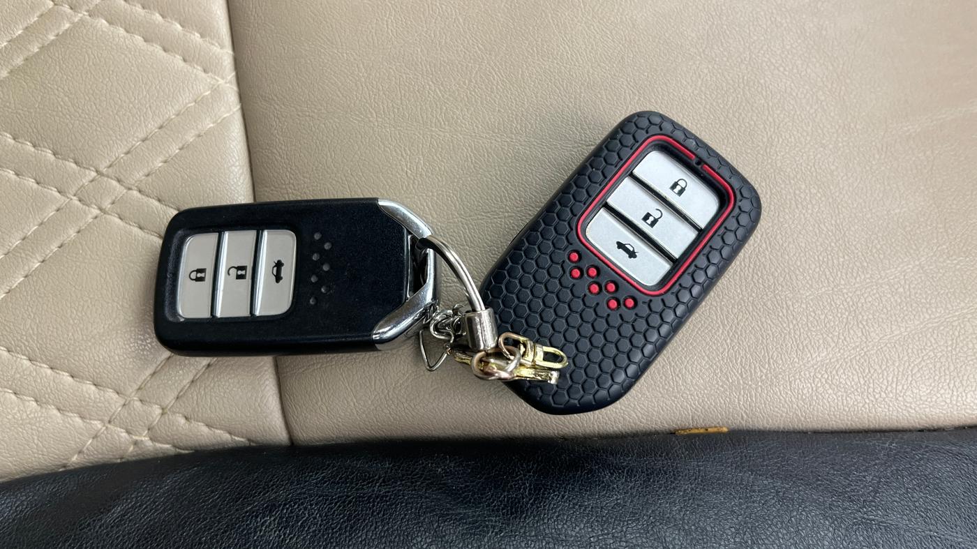 2019 Honda City 1.5L I-VTEC V MT, Petrol, Manual, 50,154 km, Key Close Up