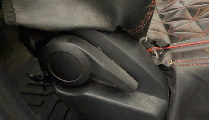 2021 Tata ALTROZ XE PETROL, Petrol, Manual, 42,989 km, Driver Side Adjustment Panel